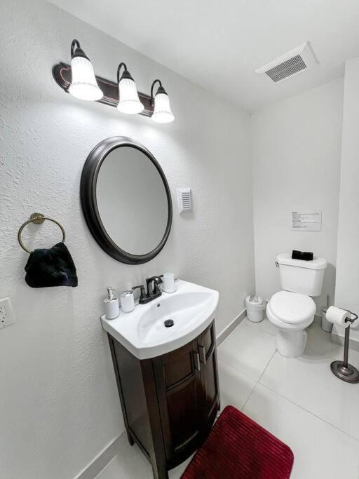 Vacay Spot Experience Luna Sky! 65" Tv Bar, Bbq, Shower Massage Jets, Music, Go To Fl Keys Homestead Exteriér fotografie