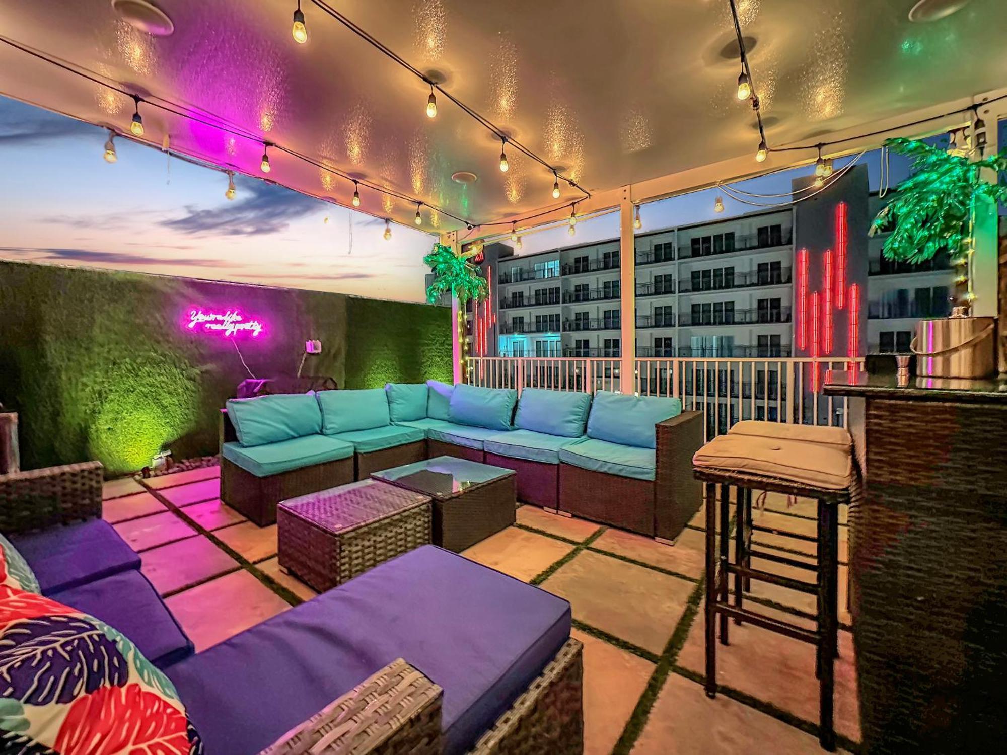Vacay Spot Experience Luna Sky! 65" Tv Bar, Bbq, Shower Massage Jets, Music, Go To Fl Keys Homestead Exteriér fotografie